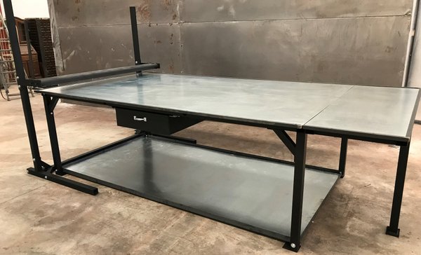Cutting Table 2500x1500x900mm with 500mm folding extension with bolt on dispenser